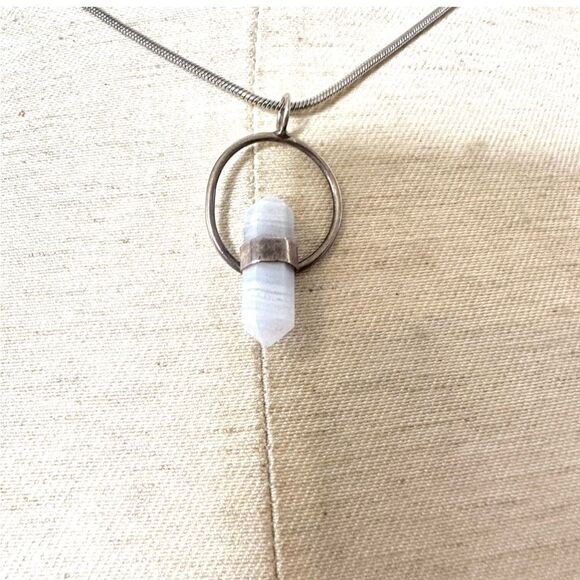 Blue lace agate silver pendant necklace - Picture 6 of 11